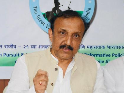Who are you going to tell me punched in the chest case registered against 5 people including Congress spokesperson Gopal Tiwari | 'तु कोण मला सांगणार', छातीत मारल्या बुक्क्या, काँग्रेस प्रवक्ते गोपाळ तिवारींसह ५ जणांवर गुन्हा दाखल Who are you going to tell me punched in the chest case registered against 5 people including Congress spokesperson Gopal Tiwari | 'तु कोण मला सांगणार', छातीत मारल्या बुक्क्या, काँग्रेस प्रवक्ते गोपाळ तिवारींसह ५ जणांवर गुन्हा दाखल