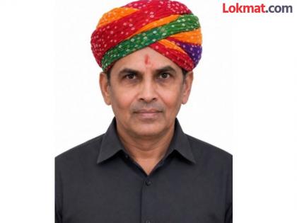 आपटे रस्त्यावरील हाॅटेलमध्ये आढळला उद्योजकाचा मृतदेह आपटे रस्त्यावरील हाॅटेलमध्ये आढळला उद्योजकाचा मृतदेह