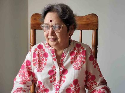 actress Mrinal Kulkarni mother Dr. Veena Dev passed away | Dr.Veena Dev Passed Away: लेखिका, समीक्षक डॉ. वीणा देव यांचे निधन