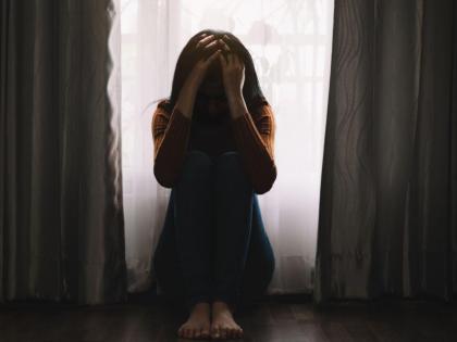 माहेरकडून पैसे घेऊन ये; हुंड्यासाठी त्रास, विवाहितेने उचलले टोकाचे पाऊल, सासरच्यांवर गुन्हा दाखल