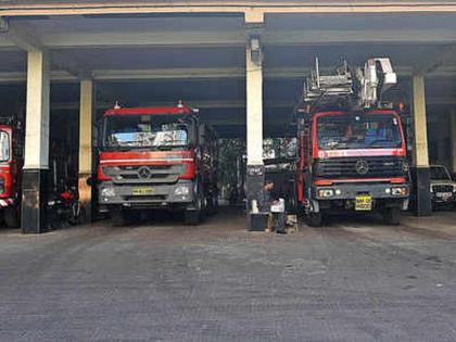 Fire Brigade: Rules changed; NOC's application came in half | अग्निशमन विभाग : नियम बदलले; एनओसीचे अर्ज आले निम्यावर