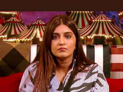 Bigg Boss 16: Archana Gautam label Nimrit Kaur ahluwalia as Fuska bomb | Bigg Boss 16 : निमृतला 'फुसका बार' बोलणं अर्चनाच्या आलं अंगाशी