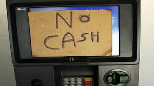 No cash ATM before Diwali! | दिवाळीपूर्वीच ‘एटीएम’मध्ये ठणठणाट!