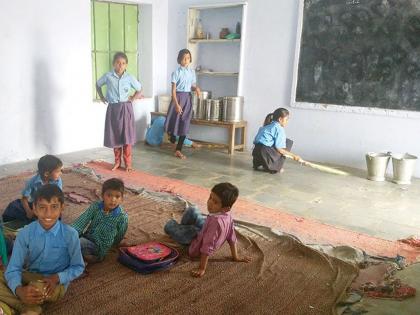 As many as 51 schools of Zilla Parishad have no teachers; Hundreds of students are deprived of education | जिल्हा परिषदेच्या तब्बल ५१ शाळांत शिक्षकच नाही; शेकडो विद्यार्थ्यांवर शिक्षणापासून वंचित राहण्याची वेळ