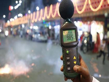 less noise pollution 2021 diwali as compared to pre corona years | पुणेकरांना दिलासा! कोरोनापूर्व वर्षांच्या तुलनेत या दिवाळीत कमी ध्वनी प्रदूषण