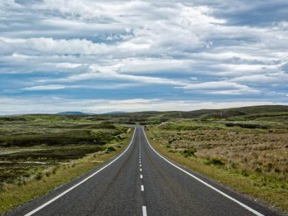  Start repairing the highway from 'Nahi' | ‘नही’कडून महामार्गाच्या दुरुस्तीला सुरुवात