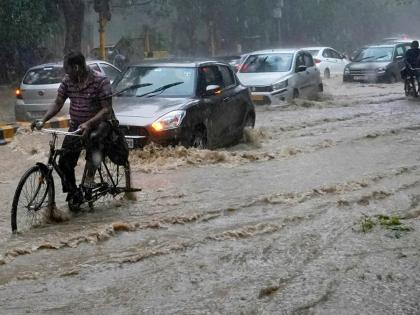 Heavy rains in North India! Three people were swept away in Himachal floods | उत्तर भारतात पावसाचे थैमान! हिमाचलमध्ये पुरात तिघे गेले वाहून