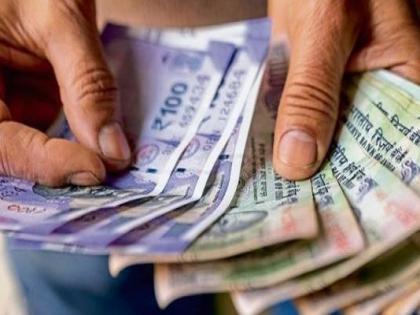 Corona also blew the color of the notes says rbi | कोरोनाने उडवला नोटांचाही रंग; सॅनिटायझर व इस्त्रीचा वापर केल्याचा परिणाम