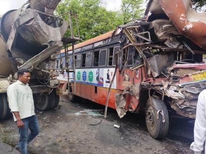 Fatal accident of ST bus cement mixer truck on Nashik Peth road, truck driver killed | नाशिक पेठ रस्त्यावर एसटी बस सिमेंट मिक्सर ट्रकचा भीषण अपघात, ट्रक चालक ठार