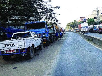 Warning alert: Ignoring illegal parking act in navi mumbai | आंदोलनाचा इशारा : अवैध पार्किंगच्या कारवाईकडे दुर्लक्ष