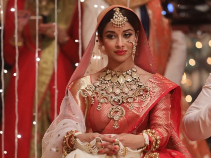 Divya’s wedding look inspired by Deepika Padukone’s look in Padmaavat in Divya Drushti | नीरा बॅनर्जीचा 'दिव्य दृष्टी'मधील वधू लूक 'पद्मावत'मधील दीपिका पादुकोणसारखा