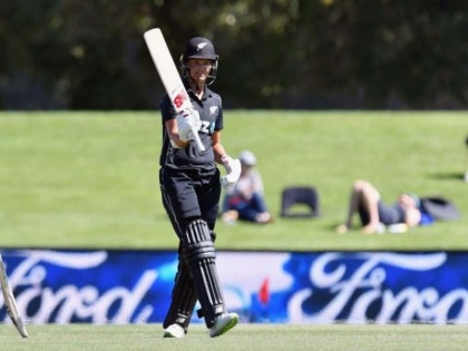 New Zealand women post 490 for 4 set record for highest ever ODI total | तुफान आलंया! न्यूझीलंडच्या महिलांची विक्रम कामगिरी; 50 षटकात कुटल्या 490 धावा