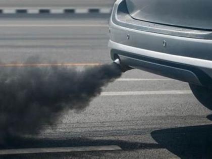 Diesel is the main cause of pollution in the atmosphere | वातावरणात प्रदूषण वाढविण्यासाठी डिझेल सर्वाधिक कारणीभूत