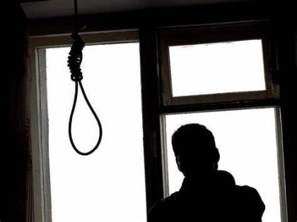 Shocking! Brother commits suicide on sister's wedding day | धक्कादायक! बहिणीच्या लग्नाच्या दिवशी भावाची आत्महत्या