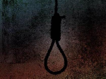 shocking! Prison officer hangs himself at girlfriend's house | खळबळजनक! तुरुंग अधिकाऱ्याचा प्रेयसीच्या घरी आत्महत्येचा प्रयत्न