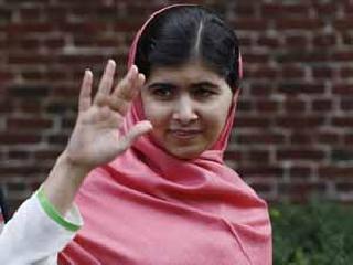 World for the release of abducted 230 girl students! | अपहृत २३० विद्यार्थिनींच्या सुटकेसाठी जग एकवटले! World for the release of abducted 230 girl students! | अपहृत २३० विद्यार्थिनींच्या सुटकेसाठी जग एकवटले!