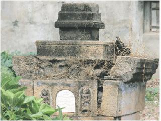 The history of the heritage conservation | इतिहासाच्या संवर्धनाला हेरिटेजचा अडसर The history of the heritage conservation | इतिहासाच्या संवर्धनाला हेरिटेजचा अडसर