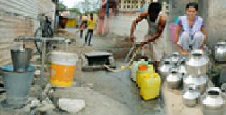 Time to leave the house for water | पाण्यासाठी घर सोडण्याची वेळ Time to leave the house for water | पाण्यासाठी घर सोडण्याची वेळ