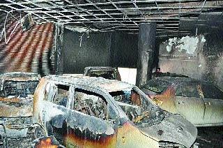 42 lakhs losses in the fire | आगीत ४२ लाखांचे नुकसान 42 lakhs losses in the fire | आगीत ४२ लाखांचे नुकसान