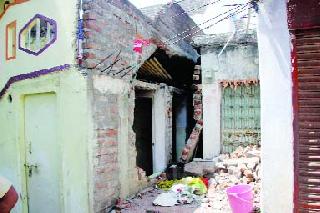 A retired teacher's suicide | सेवानिवृत्त शिक्षकाची आत्महत्या A retired teacher's suicide | सेवानिवृत्त शिक्षकाची आत्महत्या