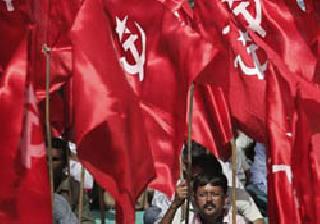 Left power left! | संपल्या डाव्या शक्ती !