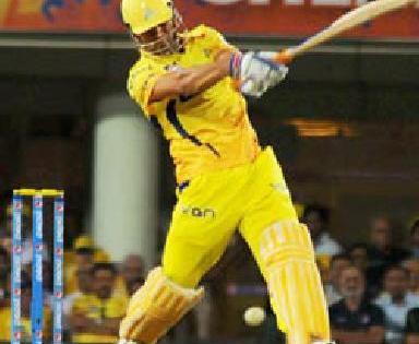 Chennai Super Kings leapfrog | चेन्नई सुपरकिंग्जची अव्वलस्थानी झेप