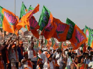 Unhealthy, fast politics! | अस्वस्थ, वेगवान राजकारण! Unhealthy, fast politics! | अस्वस्थ, वेगवान राजकारण!