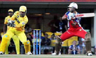 In the colorful match, Bangalore beat Chennai | रंगतदार लढतीत बँगलोरची चेन्नईवर मात