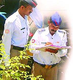 Cases on 1140 vehicles | तब्बल ११४० वाहनांवर केसेस