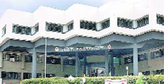 Municipal Corporation Brak | आयुक्तांविना पालिकेला ब्रेक Municipal Corporation Brak | आयुक्तांविना पालिकेला ब्रेक
