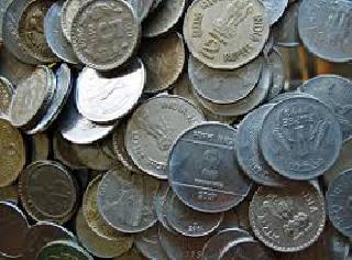 60 lakhs of rupees are needed | आषाढीत हवी ६० लाखांची चिल्लर 60 lakhs of rupees are needed | आषाढीत हवी ६० लाखांची चिल्लर