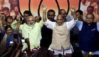 Team Modi, Gadkari and Rajnath Singh are included | टीम मोदी ठरली, गडकरी, राजनाथ सिंहांचा समावेश निश्चित Team Modi, Gadkari and Rajnath Singh are included | टीम मोदी ठरली, गडकरी, राजनाथ सिंहांचा समावेश निश्चित