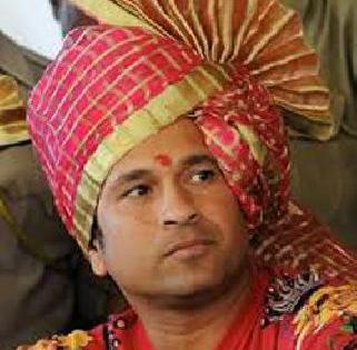 Sachin Tendulkar in fourth book | चौथीच्या पुस्तकात सचिन तेंडुलकर