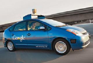 Google's new car without steering | गुगलची स्टिअरिंग नसलेली नवी कार