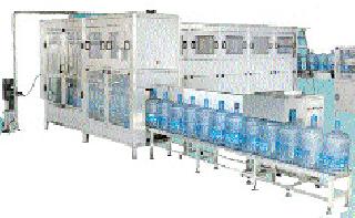 Aegegaon's 'Mineral Water' scheme is cool! | आपेगावची ‘मिनरल वॉटर’ योजना थंड बस्त्यात !