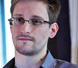 Snowden confessed to being a spy | हेर असल्याची स्नोडेनची कबुली