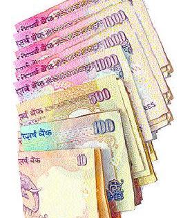 Laxman's efforts to increase the revenue lost | महसूल वाढीच्या प्रयत्नांना तलाठ्यांनी दिला खो Laxman's efforts to increase the revenue lost | महसूल वाढीच्या प्रयत्नांना तलाठ्यांनी दिला खो