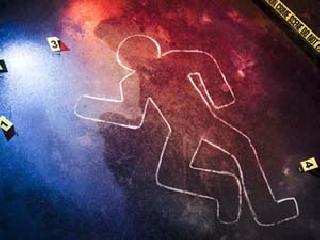 Older blood on Ferguson's field | फर्ग्युसनच्या मैदानावर वृद्धाचा खून Older blood on Ferguson's field | फर्ग्युसनच्या मैदानावर वृद्धाचा खून