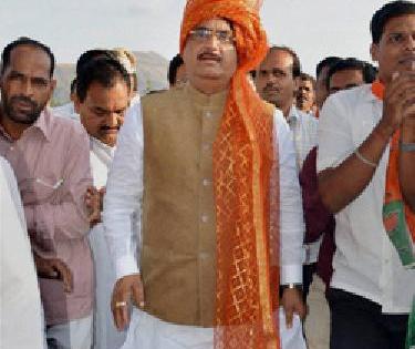 Leadership and Nativity ... | नेतृत्व आणि नटवेपण...