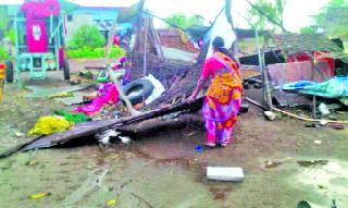 Rain with windy winds in the district | जिल्ह्यात वादळी वार्‍यासह पाऊस
