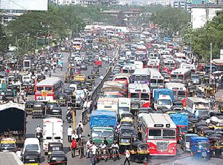 Every day 2 vehicles will be filled | दिवसाला 2क्क् वाहनांची भर