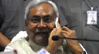 The rebellion against Nitish Kumar in the rebel ring for the Rajya Sabha | नितीशकुमारांविरुद्ध बंडाचा झेंडा राज्यसभेसाठी बंडखोर रिंगणात