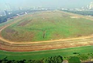 Racecourse will be the garden! | रेसकोर्सवर होणार उद्यानच! Racecourse will be the garden! | रेसकोर्सवर होणार उद्यानच!