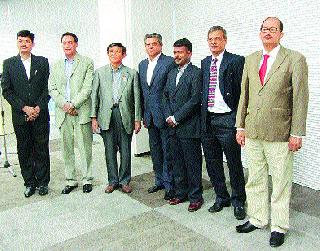 Japanese companies will also have facilities and facilities | सोयी-सुविधांचे कामही जपानी कंपन्यांच करणार Japanese companies will also have facilities and facilities | सोयी-सुविधांचे कामही जपानी कंपन्यांच करणार