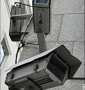 CCTV cameras installed in police stations | पोलीस ठाण्यांत सीसीटीव्ही कॅमेरे लावण्याचे आदेश CCTV cameras installed in police stations | पोलीस ठाण्यांत सीसीटीव्ही कॅमेरे लावण्याचे आदेश