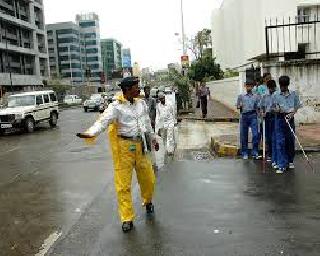 English lessons for traffic police | ट्रॅफिक पोलिसांसाठी इंग्रजीचे धडे