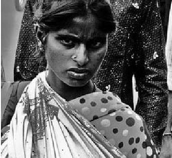 Children of trash women | कचरावेचक महिलांची मुलेही अव्वल Children of trash women | कचरावेचक महिलांची मुलेही अव्वल