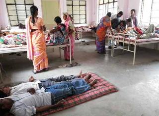 Diarrhea has 400 patients at the forage (buldana) | धाड ( बुलडाणा )येथे डायरियाचे ४00 रूग्ण