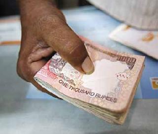 Bribery postmaster trap in CBI | लाचखोर पोस्ट मास्तर सीबीआयच्या जाळ्यात Bribery postmaster trap in CBI | लाचखोर पोस्ट मास्तर सीबीआयच्या जाळ्यात