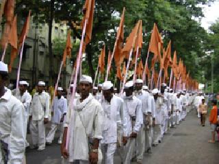 Tukobaraya's departure on Friday, while Mauli's departure on Friday | तुकोबारायांचे गुरुवारी तर माऊलींचे शुक्रवारी प्रस्थान Tukobaraya's departure on Friday, while Mauli's departure on Friday | तुकोबारायांचे गुरुवारी तर माऊलींचे शुक्रवारी प्रस्थान